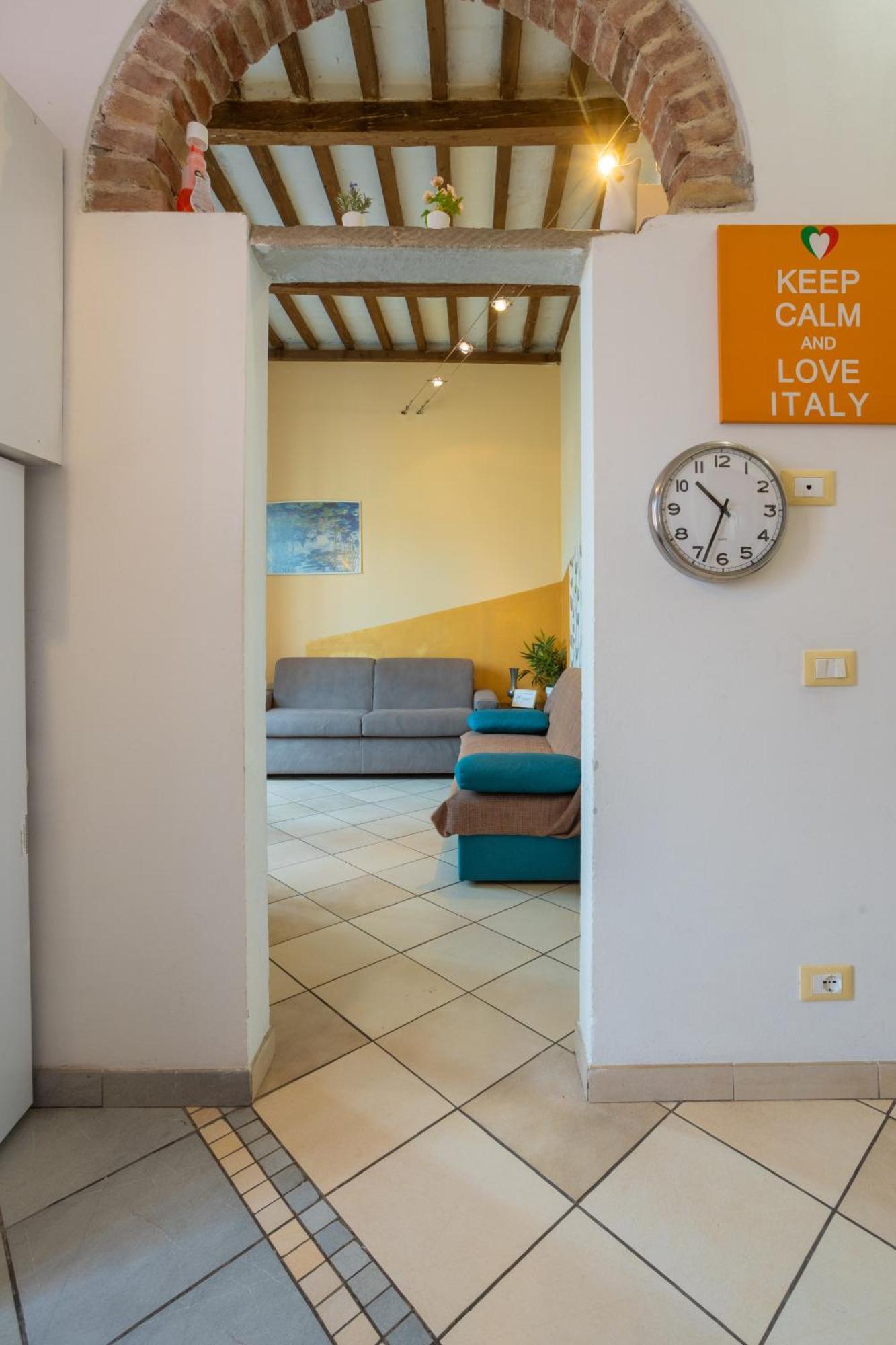 Ponte Per La Sardegna E La Corsica Dalla Toscana Family Apartment Ливорно Экстерьер фото