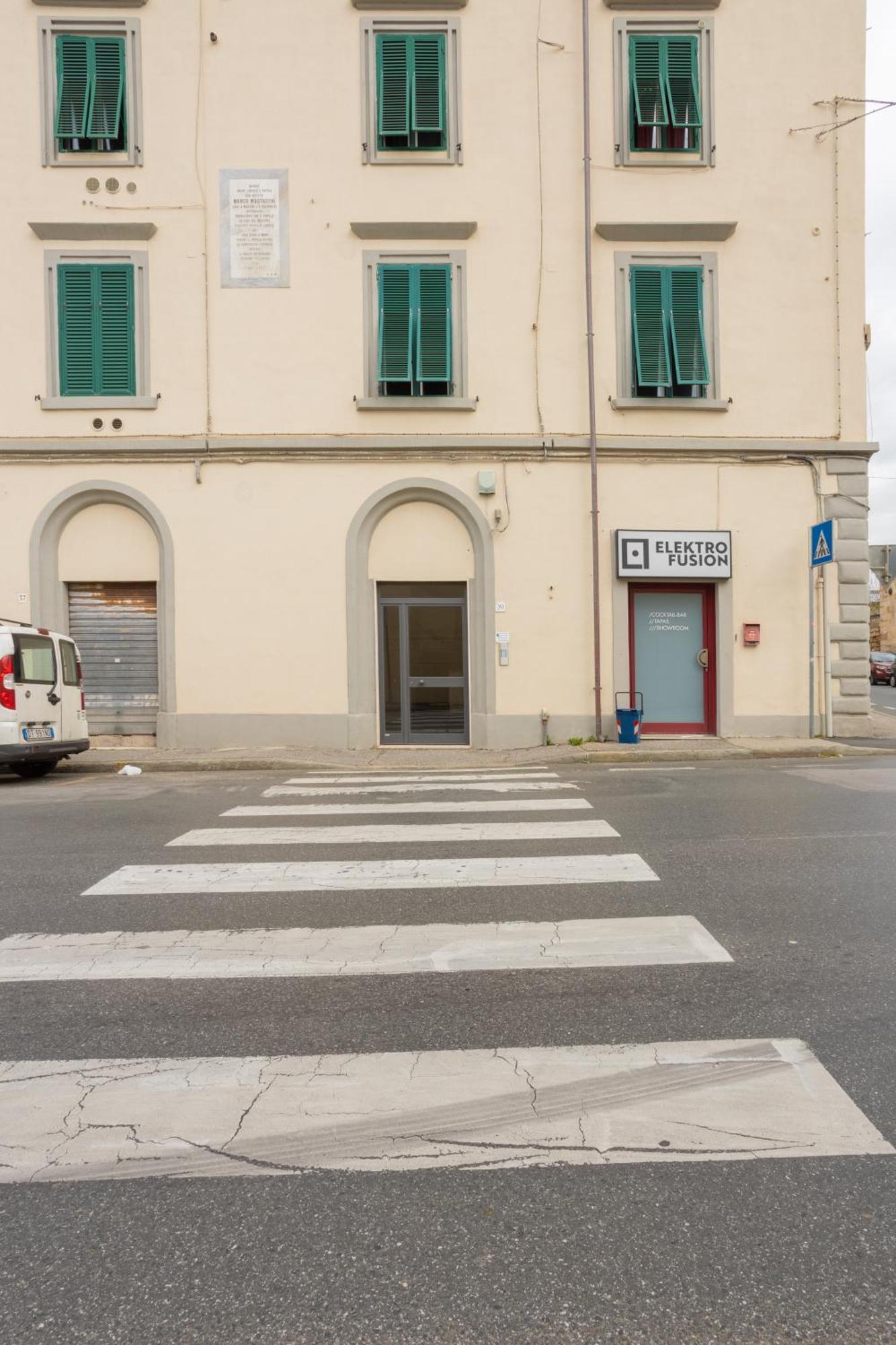 Ponte Per La Sardegna E La Corsica Dalla Toscana Family Apartment Ливорно Экстерьер фото