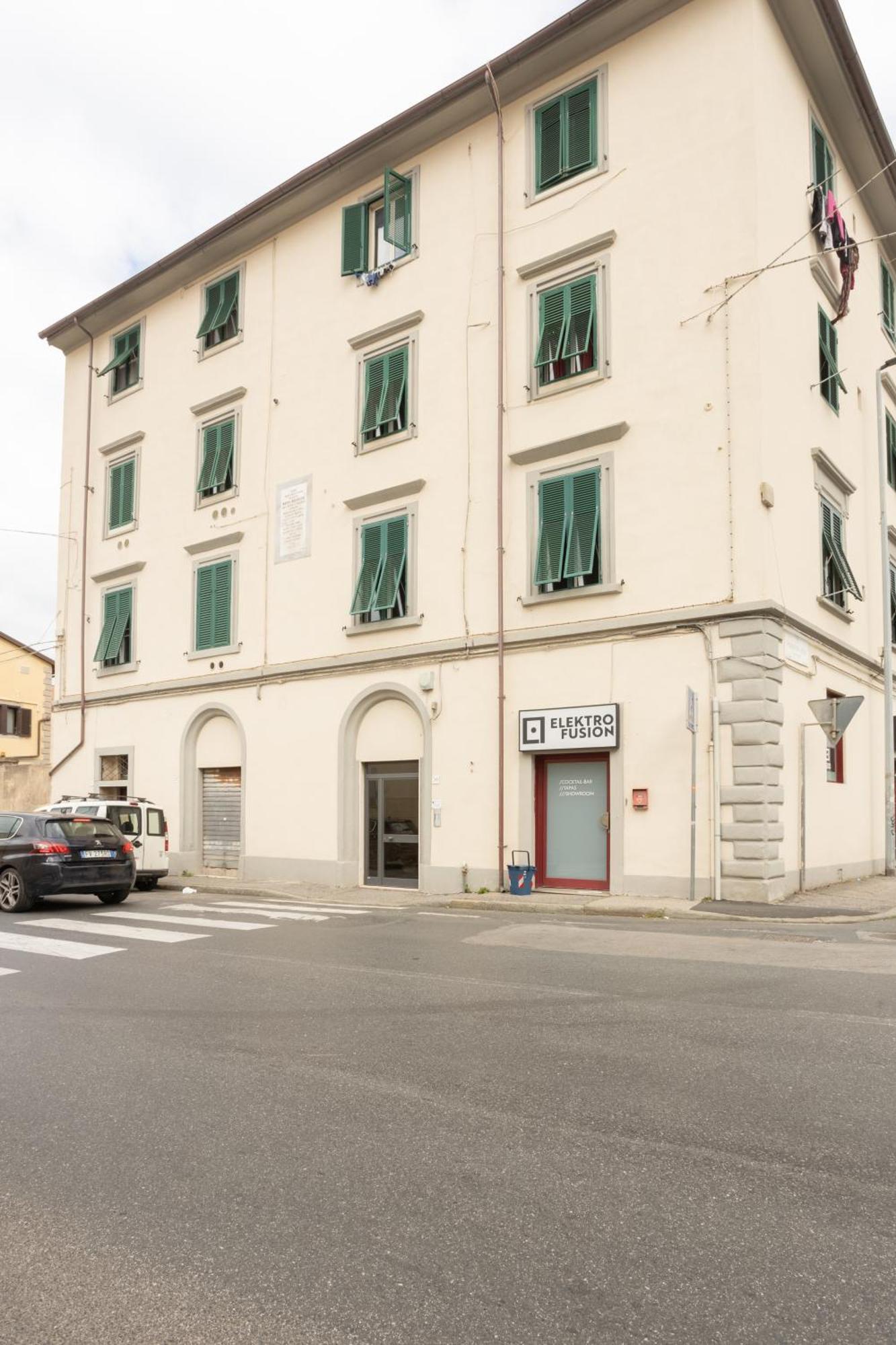 Ponte Per La Sardegna E La Corsica Dalla Toscana Family Apartment Ливорно Экстерьер фото