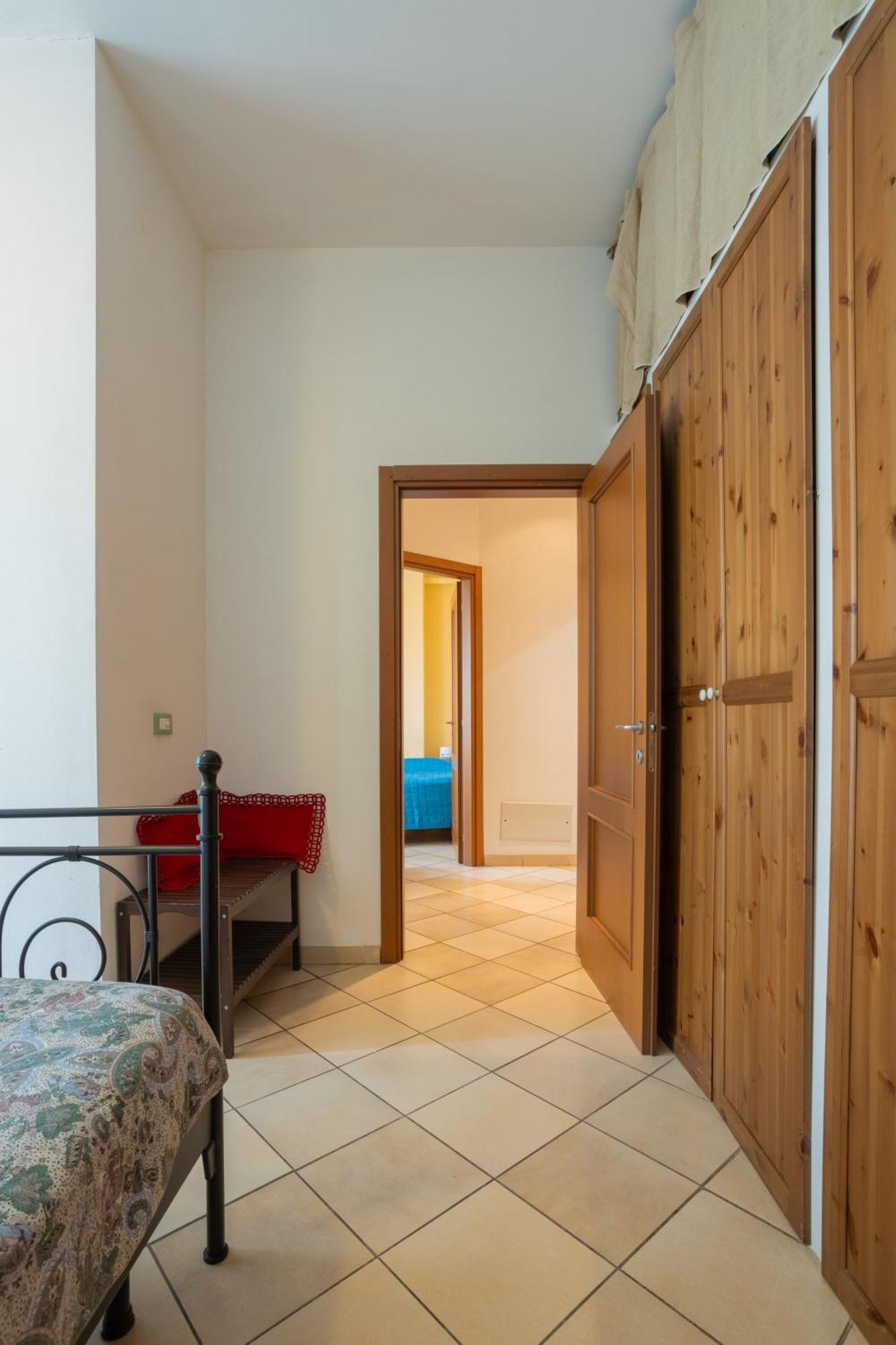 Ponte Per La Sardegna E La Corsica Dalla Toscana Family Apartment Ливорно Экстерьер фото